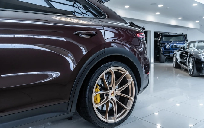 Porsche Cayenne cena 1199000 przebieg: 6900, rok produkcji 2023 z Lipsk małe 742